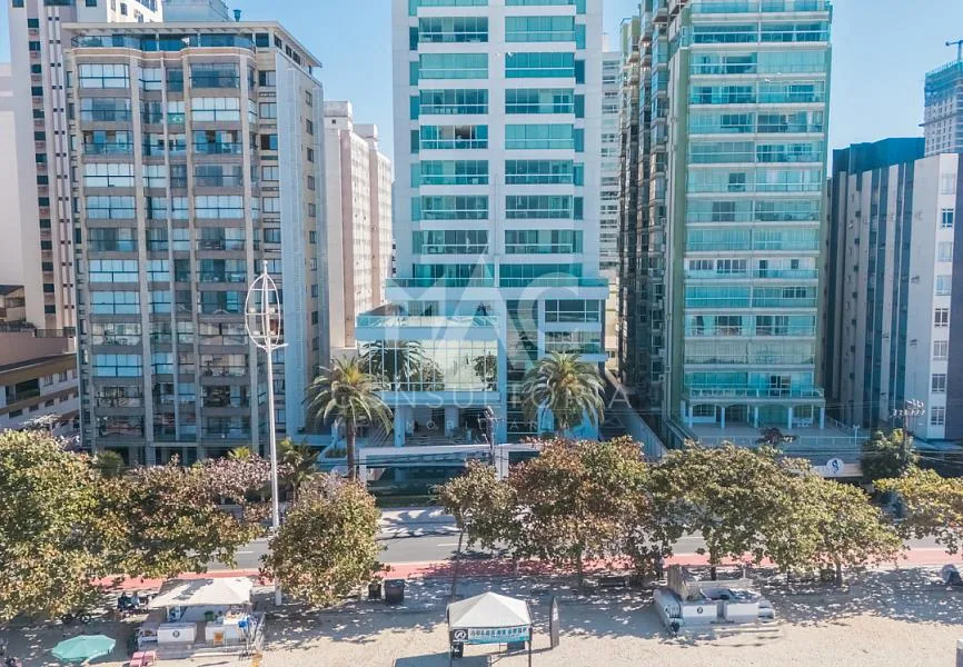 Apartamento no Edifício Metrópolis