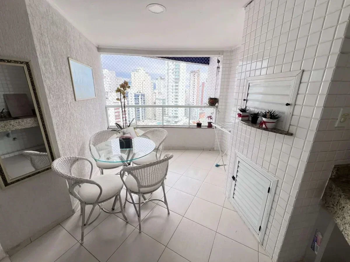 Apartamento Mobiliado